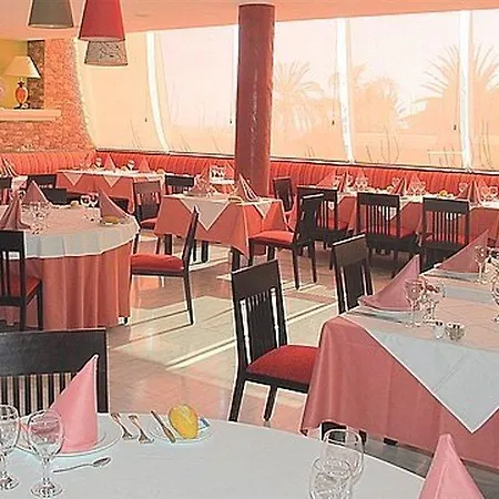 Playa Real 酒店 阿德耶